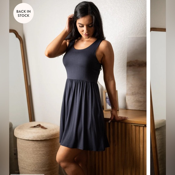 Sozy Billie Mini Dress - Picture 1 of 3